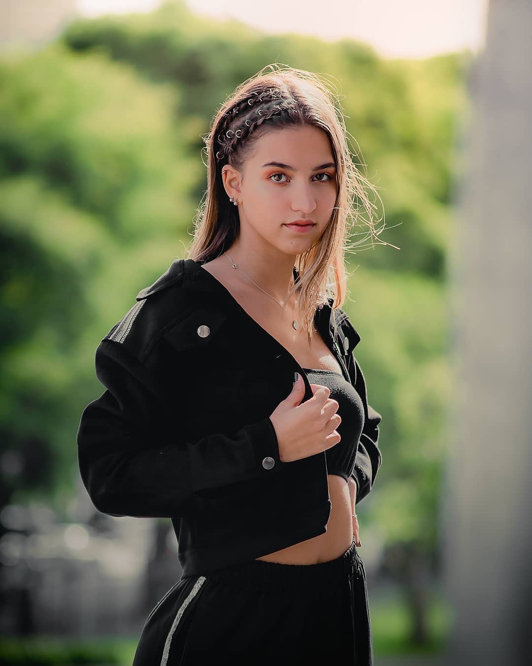 Mikaela Fuente Medidas: The Rising Star of Social Media - Pachn
