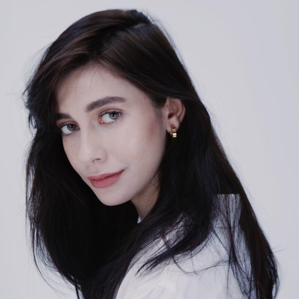 Ollyhibs Cam Vid Bio, Age, Height, Relationship & Net Worth